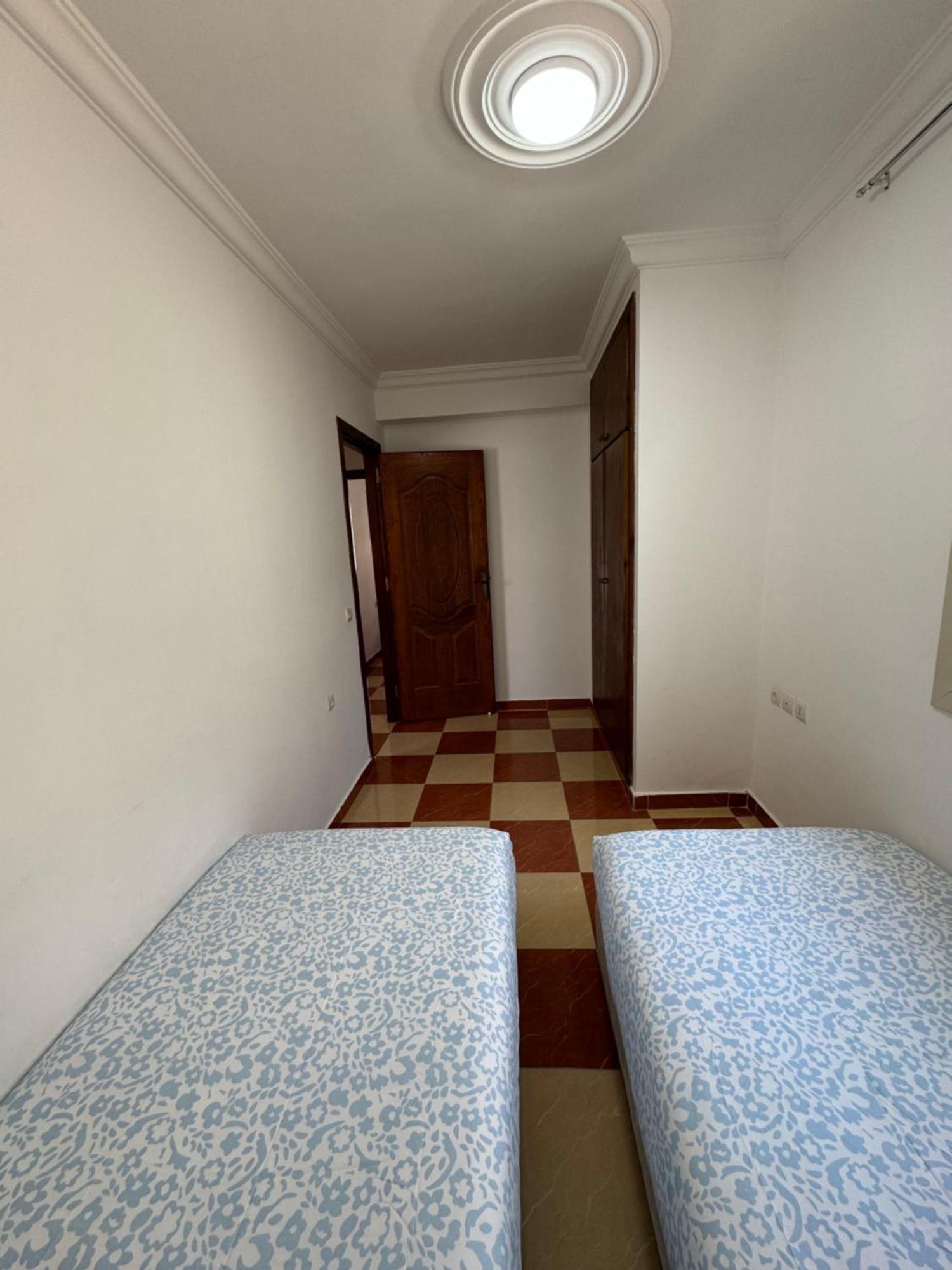 Joli Appart Avec Terrasse Au Centre Ville Tétouan Luaran gambar